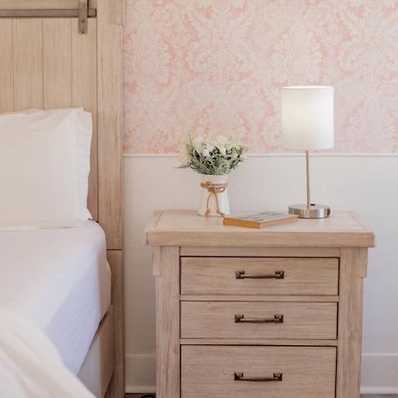 Blue Bear Inn Francestown 外观 照片